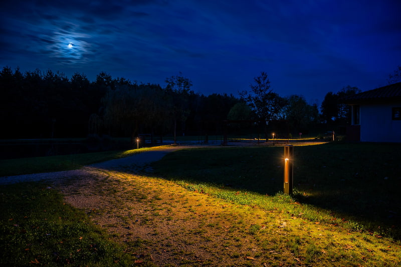 Durable, weather-resistant solar parking lot lights capable of withstanding extreme weather conditions.