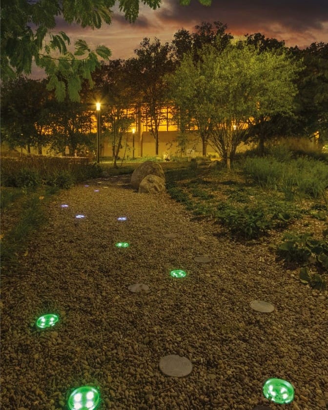 nowatt crystal studs solar indicator lights
