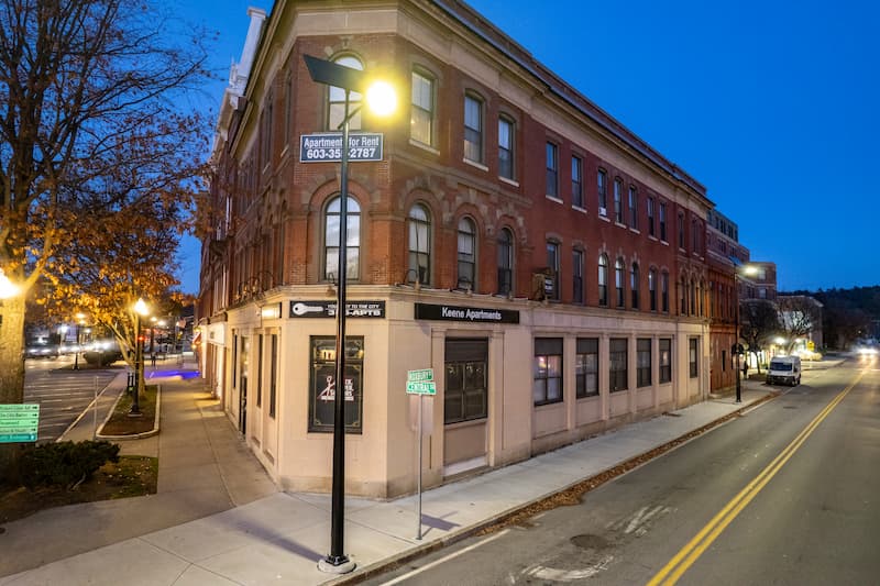 premier led roadway lighting for urban and suburban streets