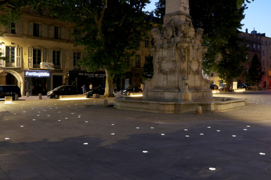 solar crystal stud lighting public plaza