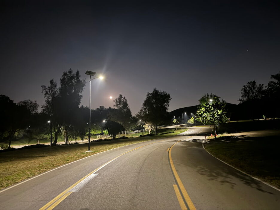 solar public lighting smartlight at night