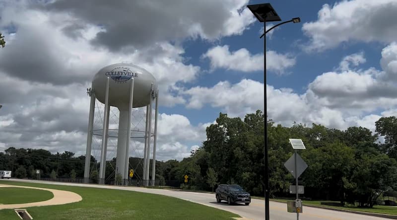 Vandal-proof solar streetlights designed for municipalities