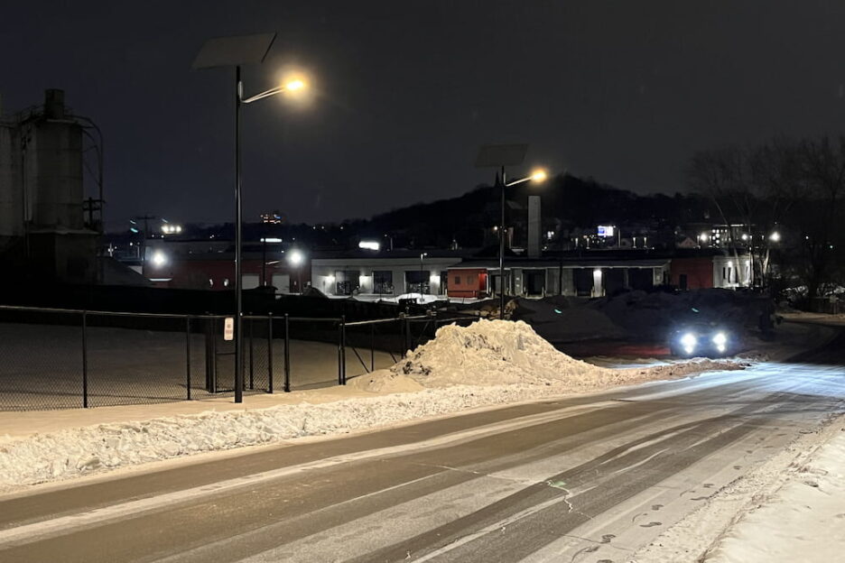 solar street light working at night in the snow