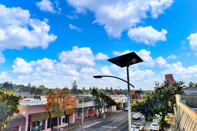 Featured image for “No Wires, No Theft: Los Angeles Lights the Way with Fonroche Solar Streetlights ”